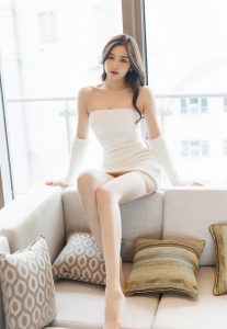 爱蜜社白丝丰满微胖美少妇Vanessa风骚蕾丝情趣内衣诱惑白丝无内大圆臀-写真网