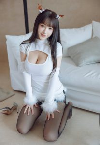 王雨纯风骚极品诱惑裸胸性感黑丝无内诱惑丰满微胖美女-写真网